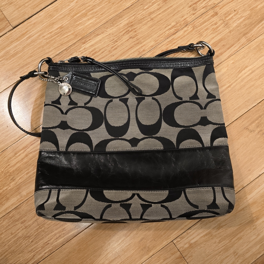 Coach Signature Jacquard Canvas Purse